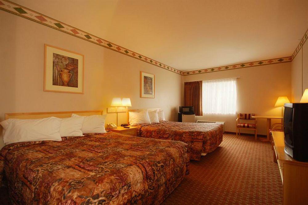 Surestay Plus Hotel By Best Western Топика Стая снимка
